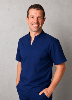 Dr. Daniel Steller